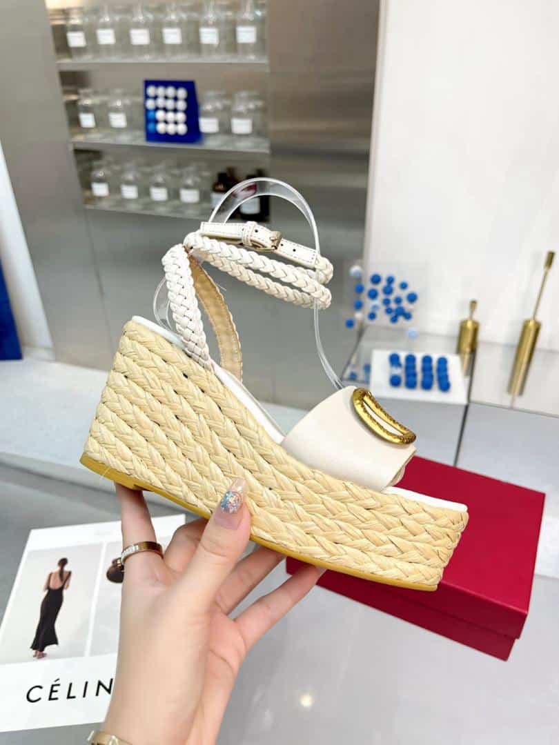Valentino Garavani VLogo Signature Espadrille Raffia Wedge Sandals White - Image 5