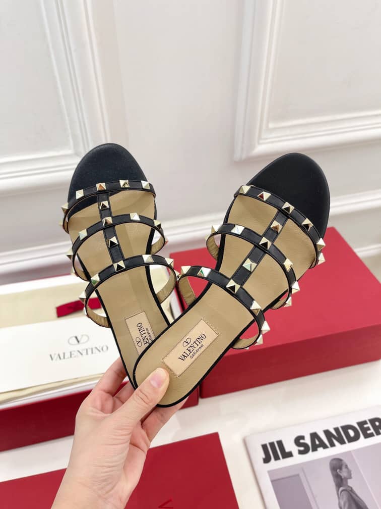 Valentino Garavani Rockstud Flat Slide Sandal 5mm Black 5W2S0C49VOD 0NO - Image 4