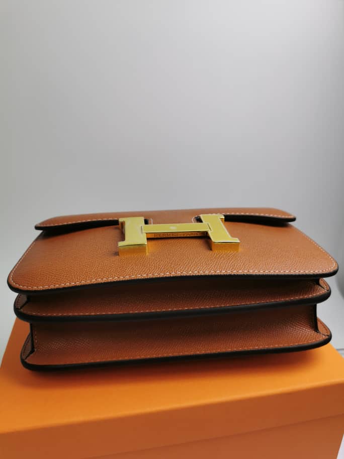 Hermes Constance 24 Togo Gold Tone Hardware Crossbody Bag Brown 24cm - Image 4