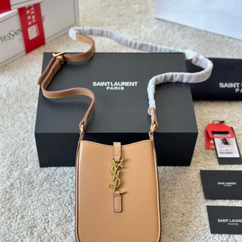 Alternative view of Saint Laurent Le 5 É 7 Mini Vertical Brown 18Cm 735214BWR6W2725