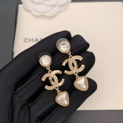 Alternative view of Chanel Pearl Gold Earrings