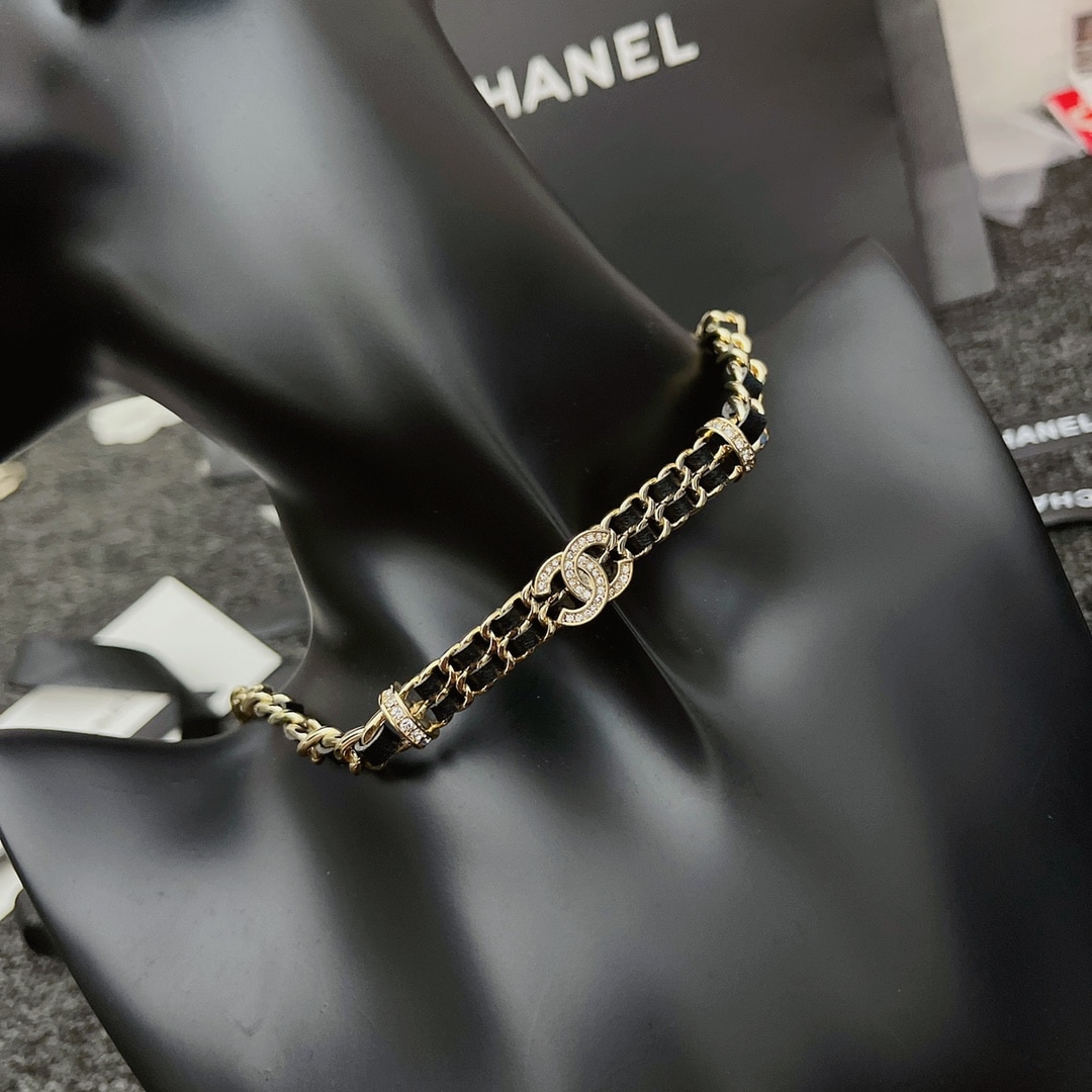 Chanel Choker Necklace Interwoven Leather Chain Crystals Gold Black AB6890 B06537 NF006 - Image 3