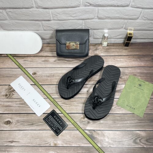 Alternative view of Gucci Women’s Chevron Rubber Thong Sandal Black ‎‎‎655463 J8710 1000