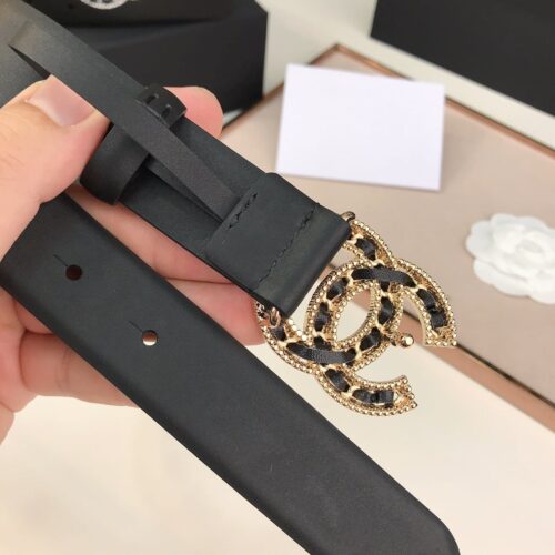 Alternative view of Chanel Crystals Belt Interwoven Chain Smooth Leather Gold Black 28mm
