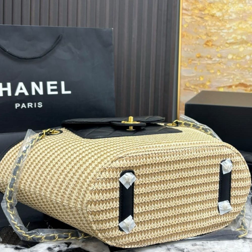 Chanel Shopping Bag Small Braided Straw Tote Bag Beige Black 26cm - Image 7