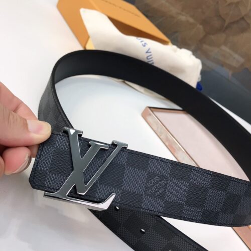 Alternative view of Louis Vuitton Ceinture Lv Initiales Reversible 4Cm