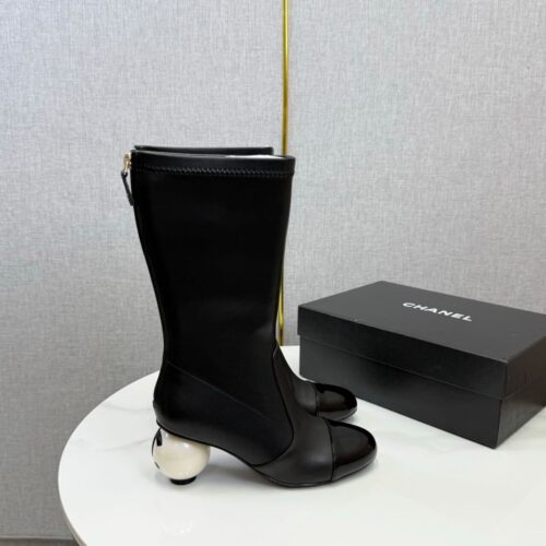 Alternative view of Chanel Mid Boots Smooth Leather Black G46776 B22203 94305
