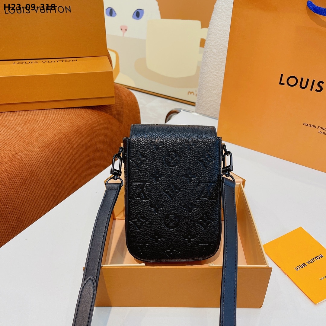 Louis Vuitton S Lock Vertical Monogram Wearable Wallet Black 19Cm M81524 - Image 7