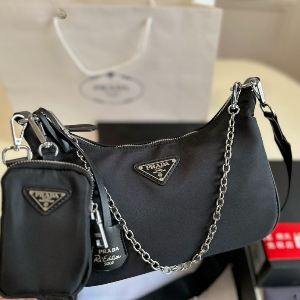 Prada Re Edition 2005 Re Nylon Shoulder Bag Black 22cm 1BH204 R064 F0002 V V9L - Image 5