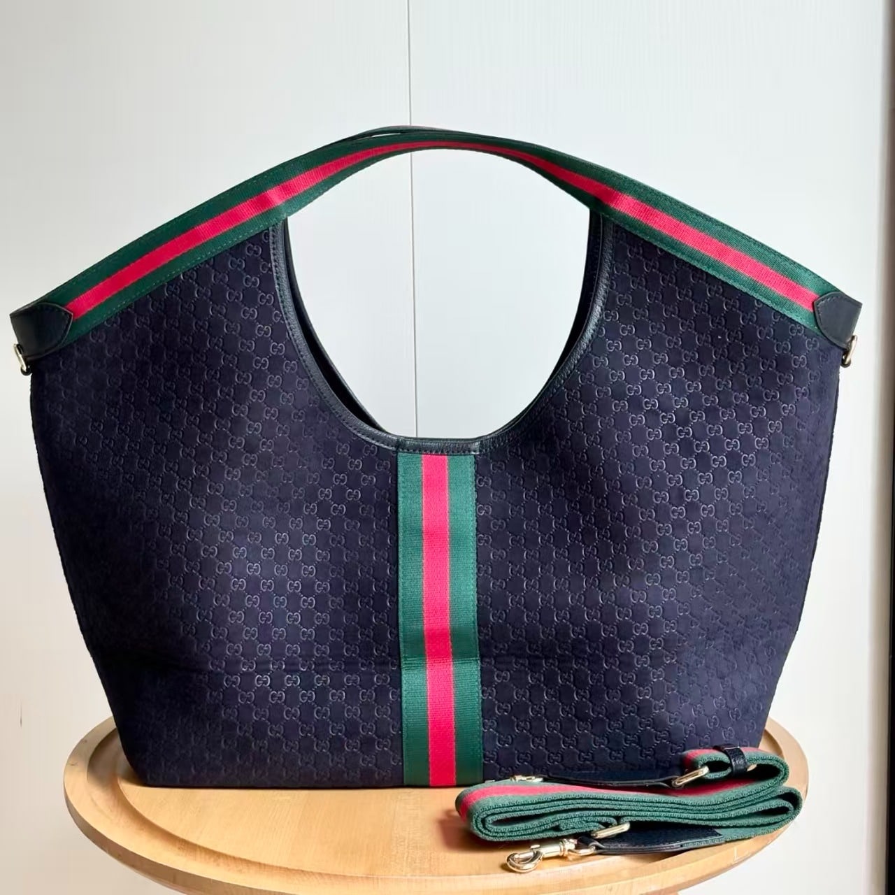 Gucci Giglio Large Suede Tote Bag Dark Blue 60Cm 853971 Caabv 4541 - Image 2