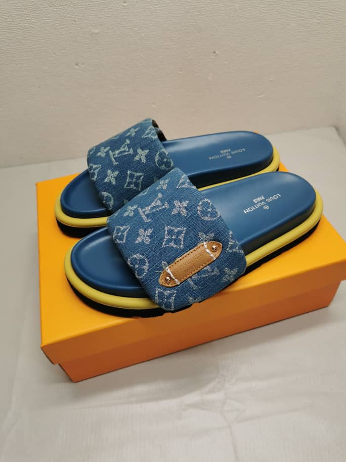 Louis Vuitton Pool Pillow Flat Comfort Monogram Denim Mules Blue 1AGUZP - Image 3