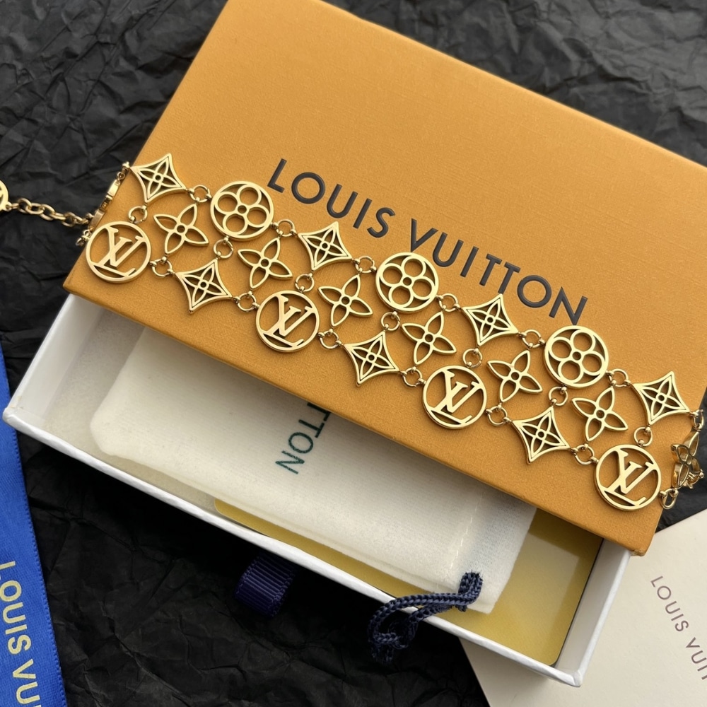 Louis Vuitton LV Lace Gold Tone Metal Bracelet M1631A - Image 3