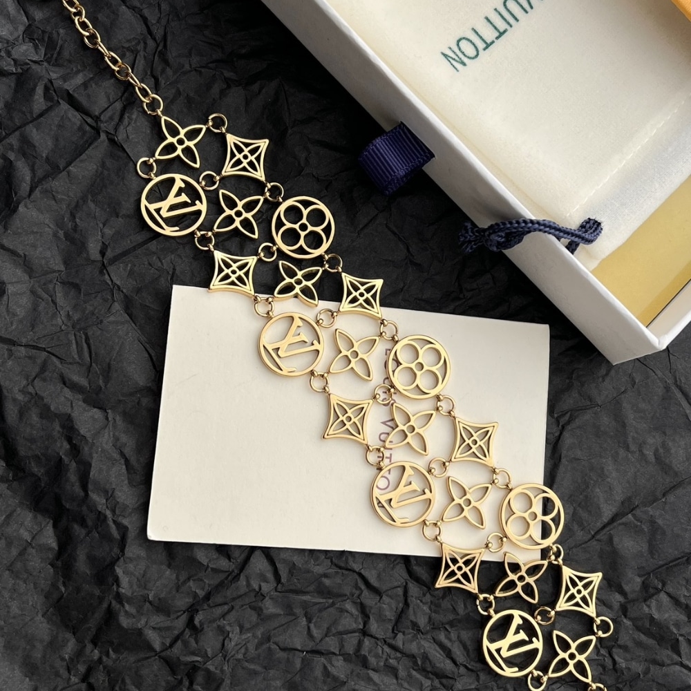 Louis Vuitton LV Lace Gold Tone Metal Bracelet M1631A - Image 5