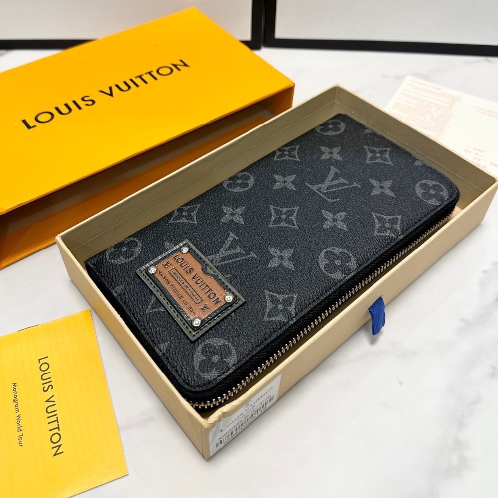 Louis Vuitton Vertical Monogram Eclipse Canvas Wallet Black 20cm - Image 4