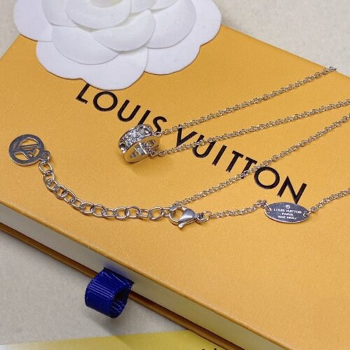 Alternative view of Louis Vuitton Empreinte White Gold Pendant Necklace Silver Q93675