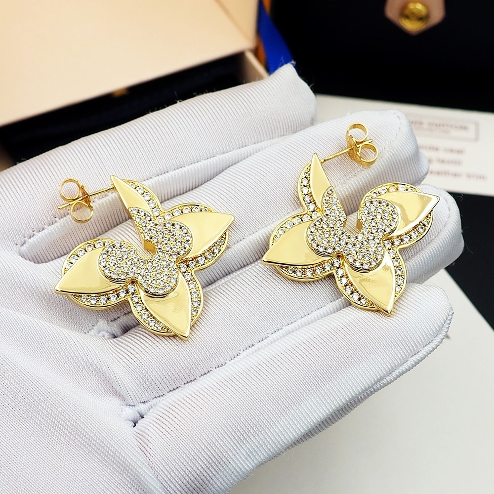 Louis Vuitton LV Medaillon Gold Tone Metal Earrings M01995 - Image 4