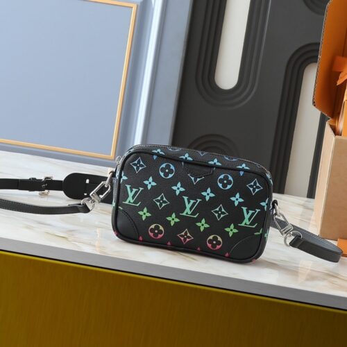 Alternative view of Louis Vuitton Trocadero Wearable Wallet Monogram Gradient Canvas Crossbody Bag Black 20cm