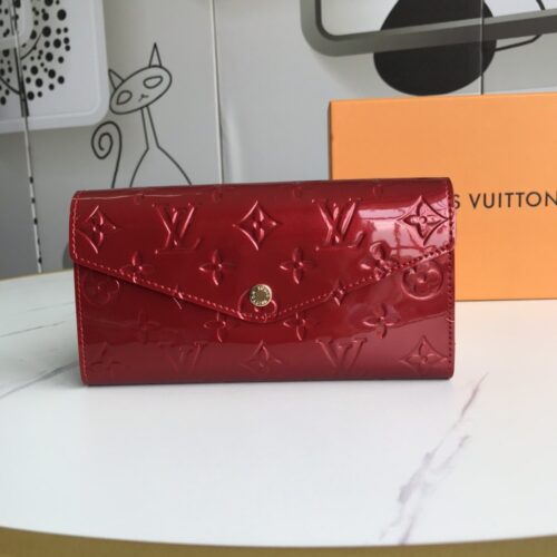 Alternative view of Louis Vuitton Sarah Monogram Vernis Wallet Red 19cm
