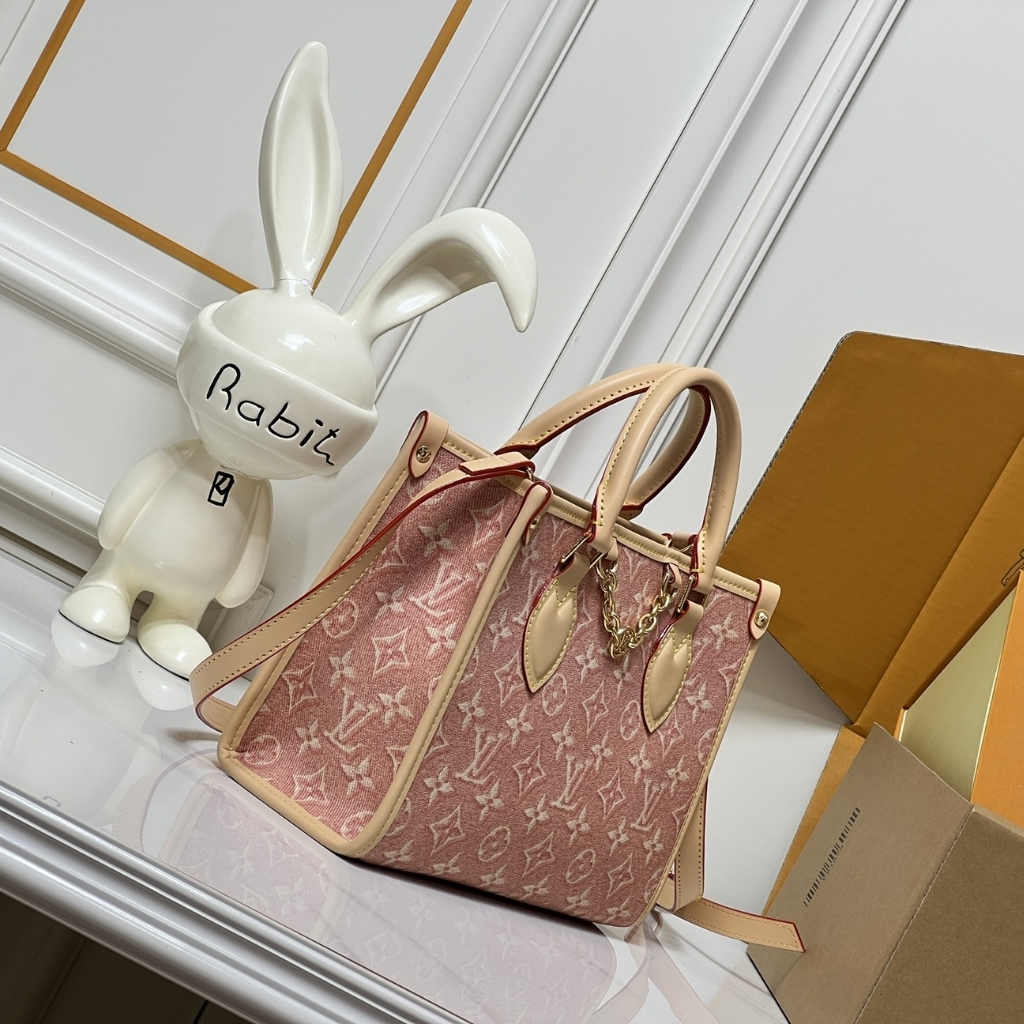 Louis Vuitton OnTheGo PM Monogram Emblème Handbag Pink 25cm - Image 3