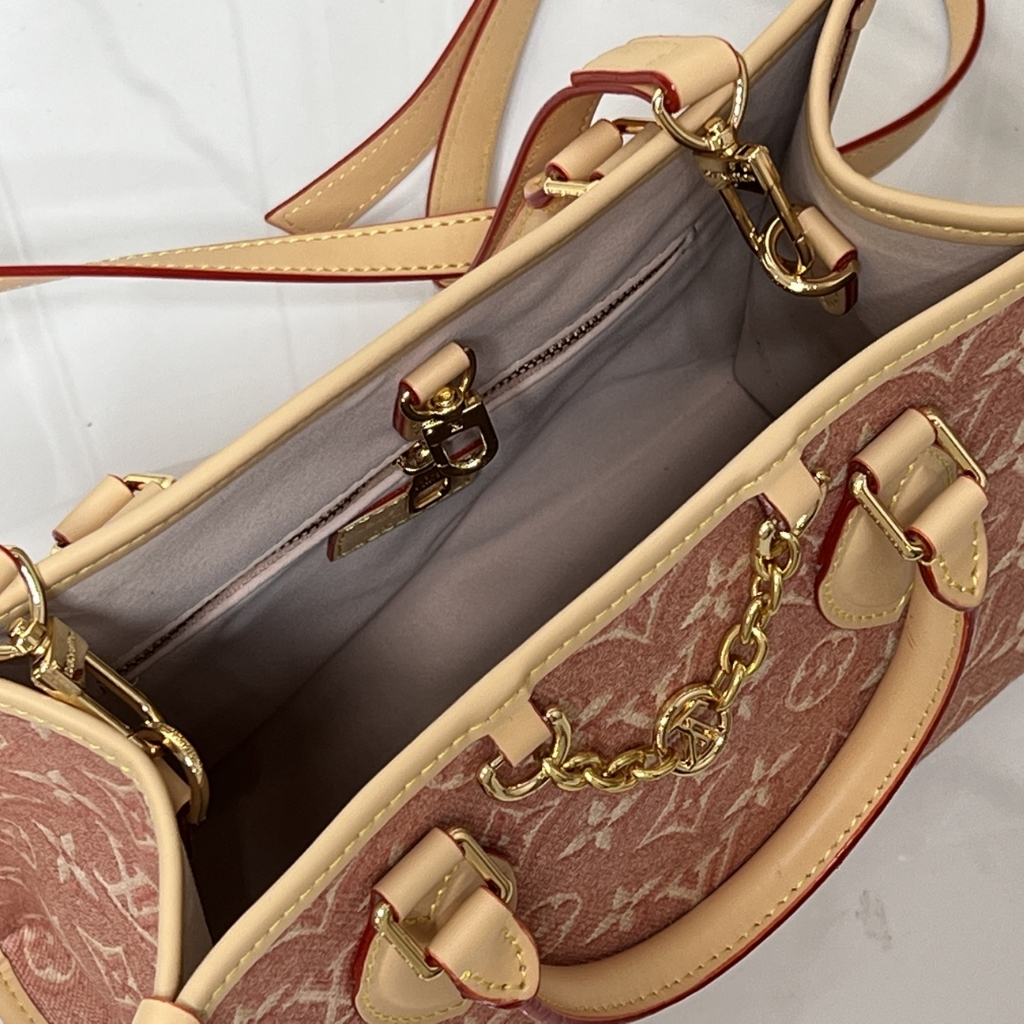 Louis Vuitton OnTheGo PM Monogram Emblème Handbag Pink 25cm - Image 8