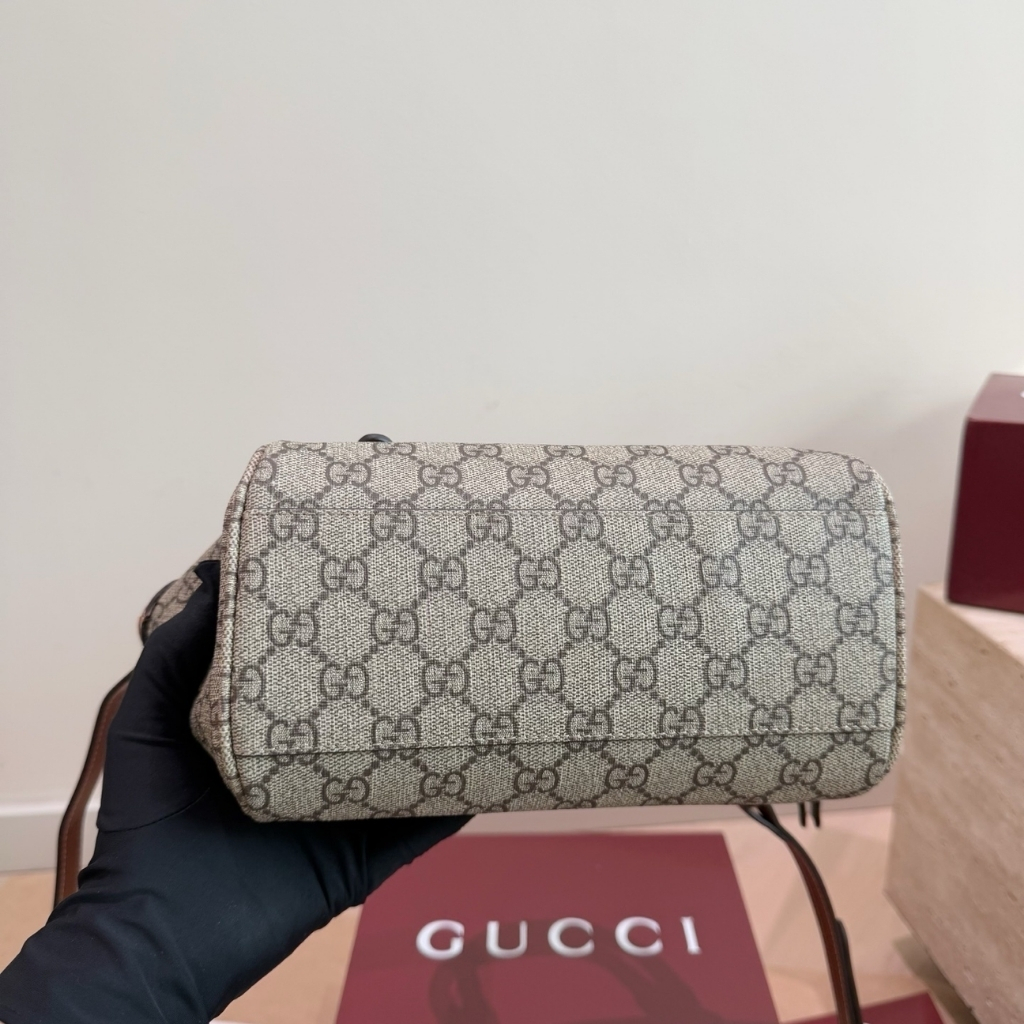 Gucci Emblem Mini GG Monogram Handbag Beige And Brown 21Cm 839005FAD6L9758 - Image 4
