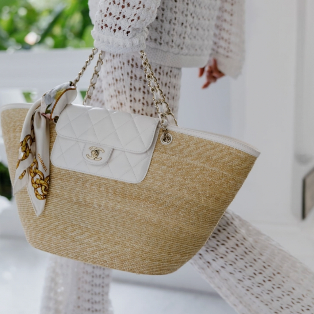 Chanel Shopping Bag Large Braided Straw Tote Bag Beige White 31cm AS5952B22647U6022 - Image 6