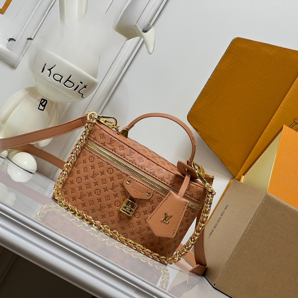 Louis Vuitton Vanity Chain Pouch Minigram Canvas Handbag Noisette 19cm - Image 2