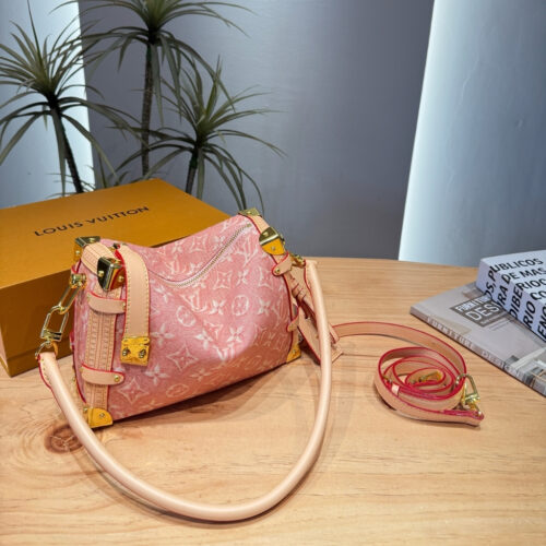 Alternative view of Louis Vuitton Side Trunk MM Monogram Emblème Shoulder Bag Pink 23cm