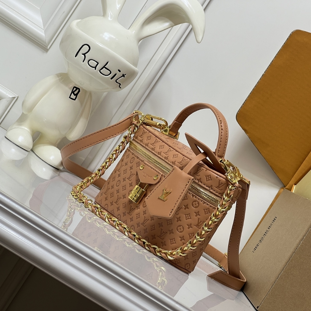 Louis Vuitton Vanity Chain Pouch Minigram Canvas Handbag Noisette 19cm - Image 4