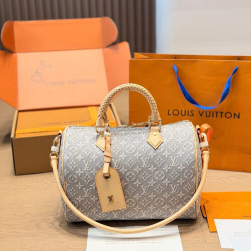 Alternative view of Louis Vuitton Speedy Soft 30 Monogram Emblème Handbag Gray 30cm M28479