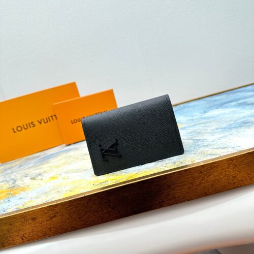 Alternative view of Louis Vuitton Pocket Organizer Grained Leather Wallet Black 11cm M69979