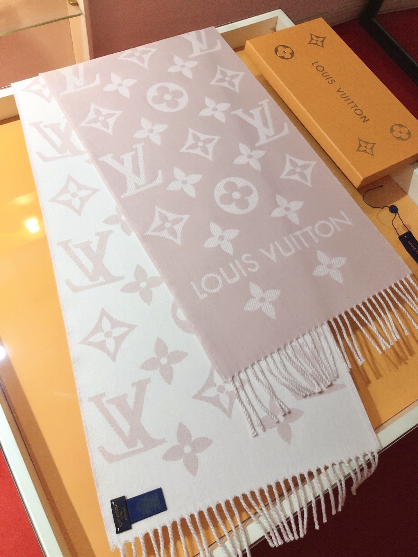 Louis Vuitton LV Essential Monogram Wool Scarf Pink Beige 186Cm M77854 - Image 3