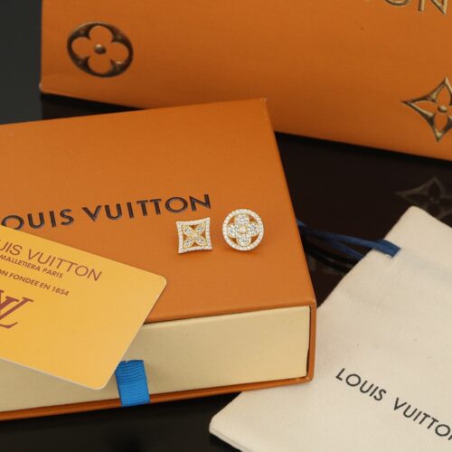 Alternative view of Louis Vuitton Idylle Blossom Diamond Stud Earrings Gold
