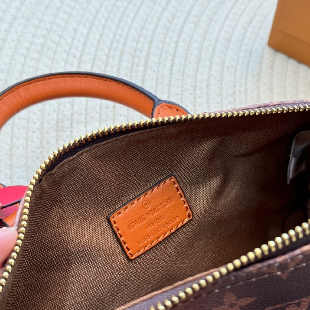 Louis Vuitton Keepall Bandoulière 25 Monogram Dust Shoulder Bag Brown 25Cm M11542 - Image 9