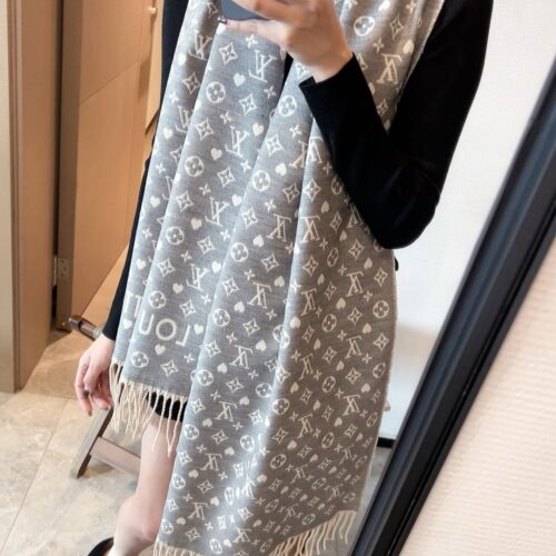 Alternative view of Louis Vuitton Echarpe Game On Monogram Cashmere Scarf Grey 180Cm M77641