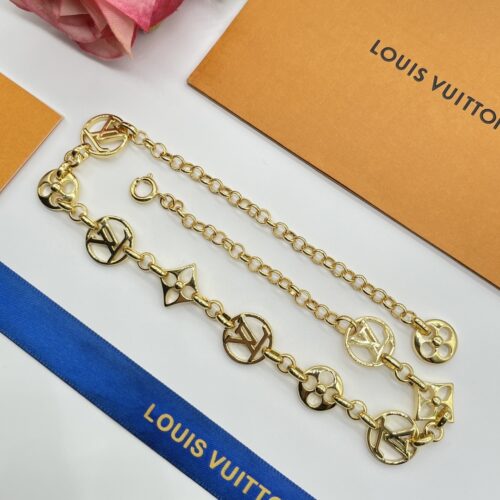 Alternative view of Louis Vuitton LV Crazy In Lock Gold Tone Bracelet M00376